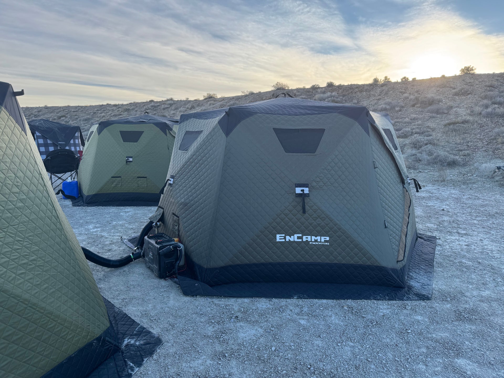 motor tent Mox Motors Encamp
